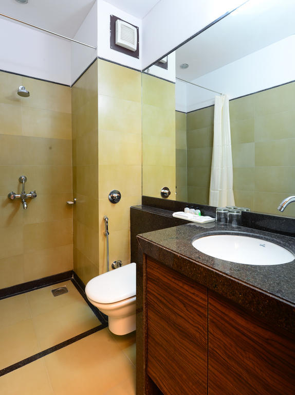 Hotel Jc Castle Shirdi Esterno foto